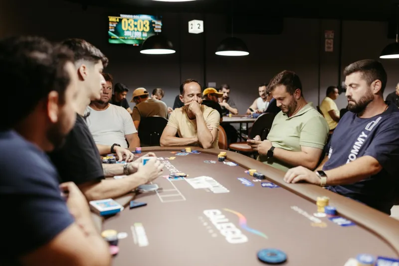 Phantom Tells: Why Aussie Pub Poker Stars Are Getting Eaten Alive Online